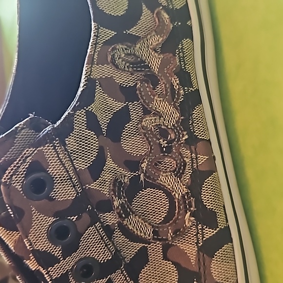 COACH SHOES - Picture 2 of 10